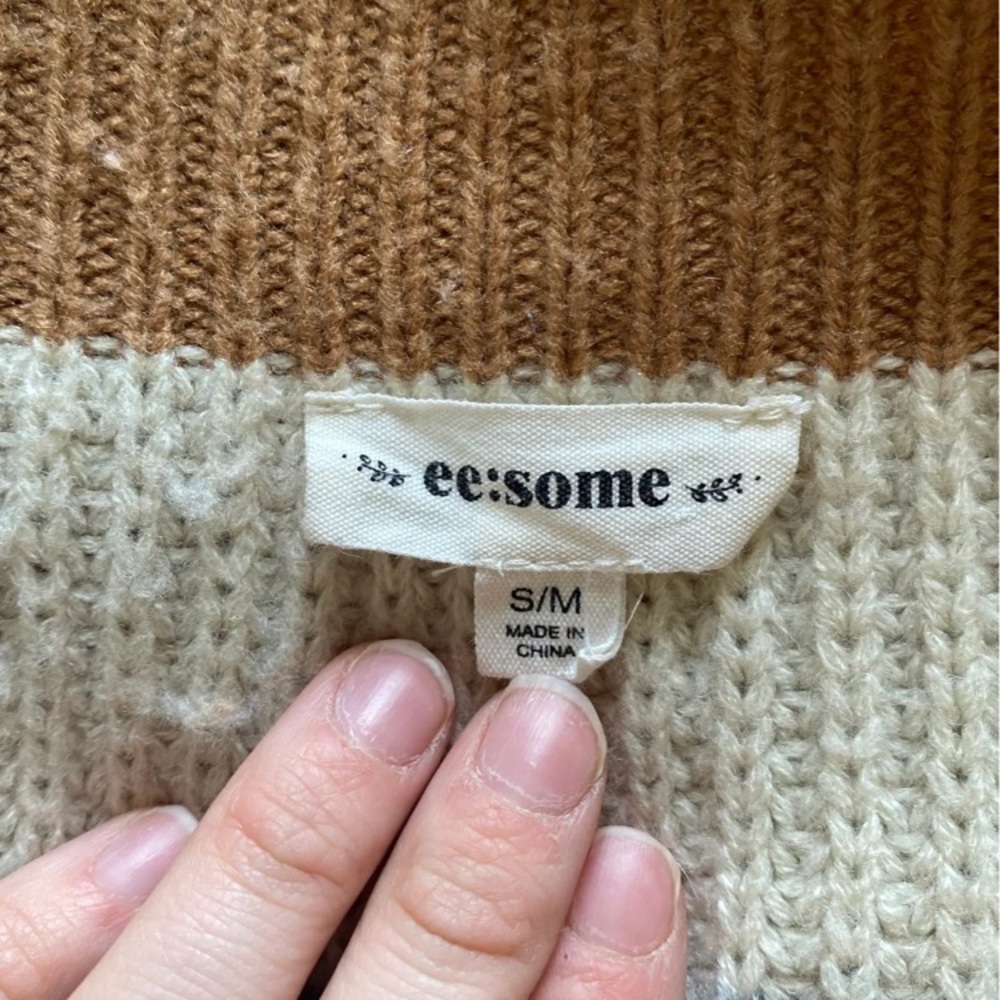 Sweater - Picture 2 of 3